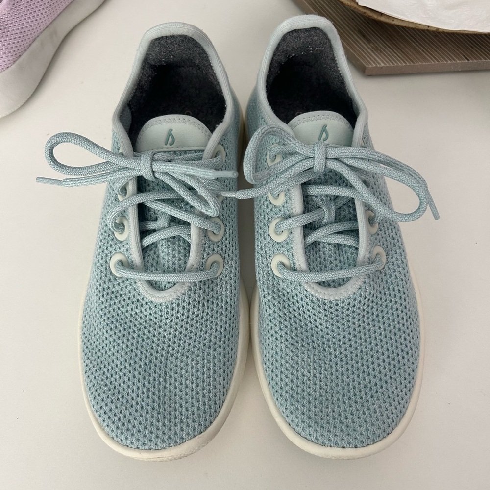 Allbirds tree runners light blue, women’s 8